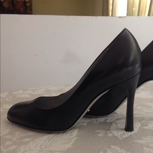 Sergio Rossi Classic black leather pump size 6 Sergio Rossi Classic black leather pump size 6