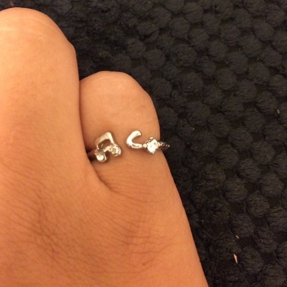 Music note ring - Picture 1 of 3