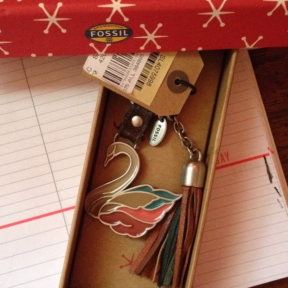 NWT fossil keychain
