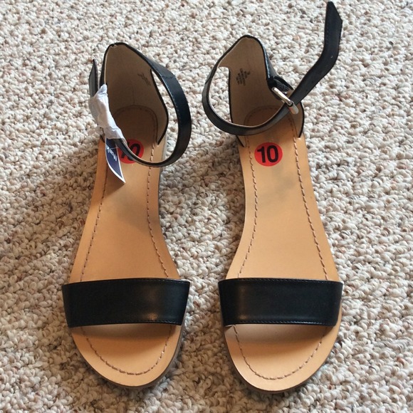 **SOLD Nine West sandals **SOLD