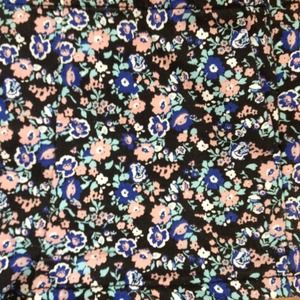H&M Shorts - H&M High-Waist Floral Shorts H&M Shorts - H&M High-Waist Floral Shorts