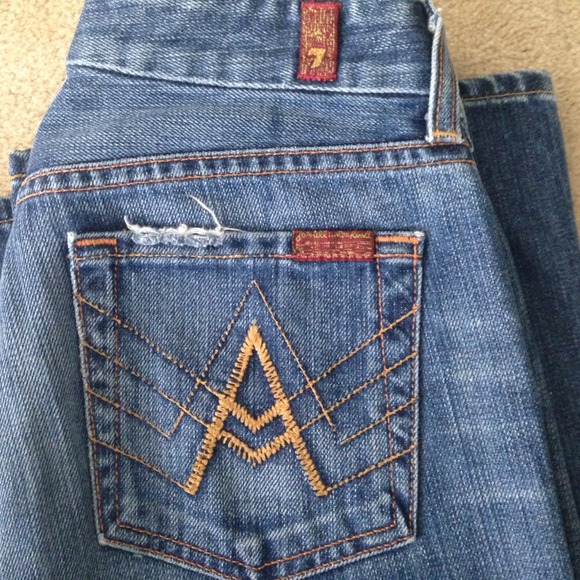 7 for all mankind jeans 26!!!! Reduced for 2 days