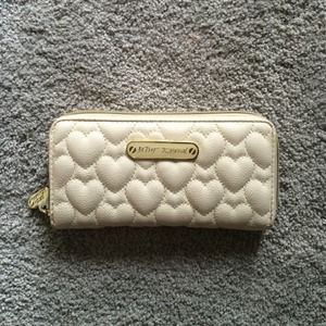 BETSEY Johnson wallet