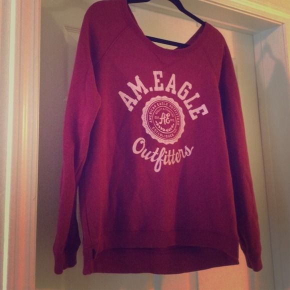 American Eagle sweater