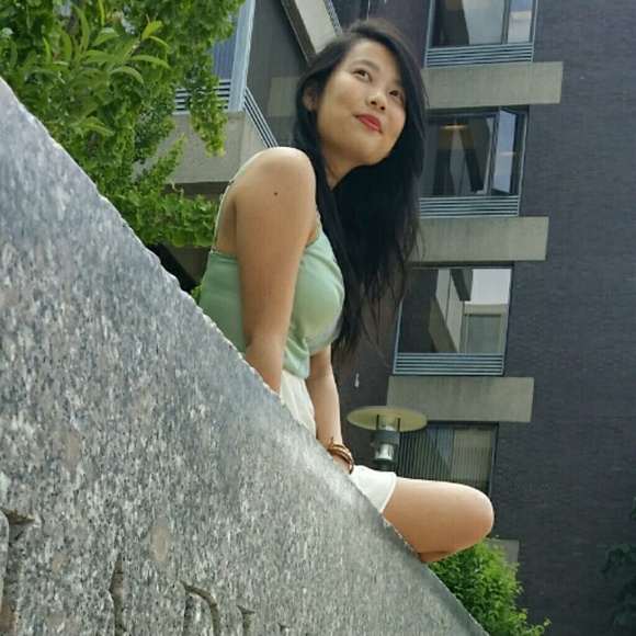 {tentative} Emerald & Lace Handmade Dress - Picture 2 of 3