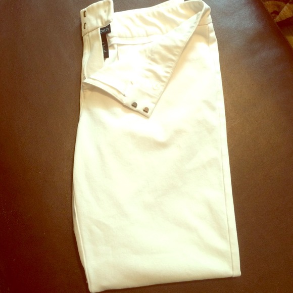Dress pants- white