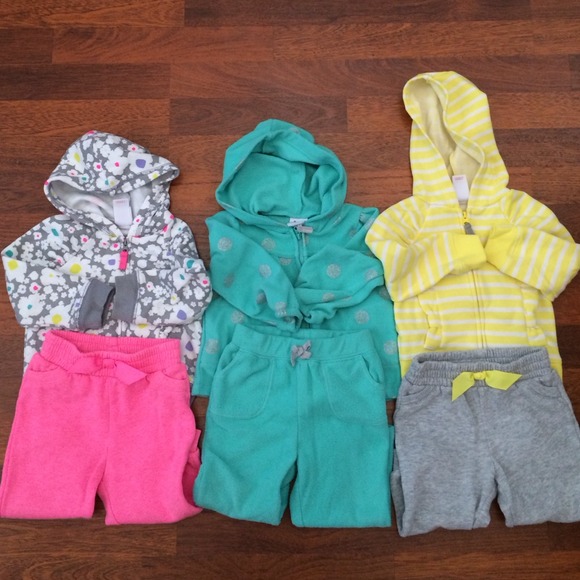 ❌SOLD❌ Lot of baby girl sweat jumpsuits.
