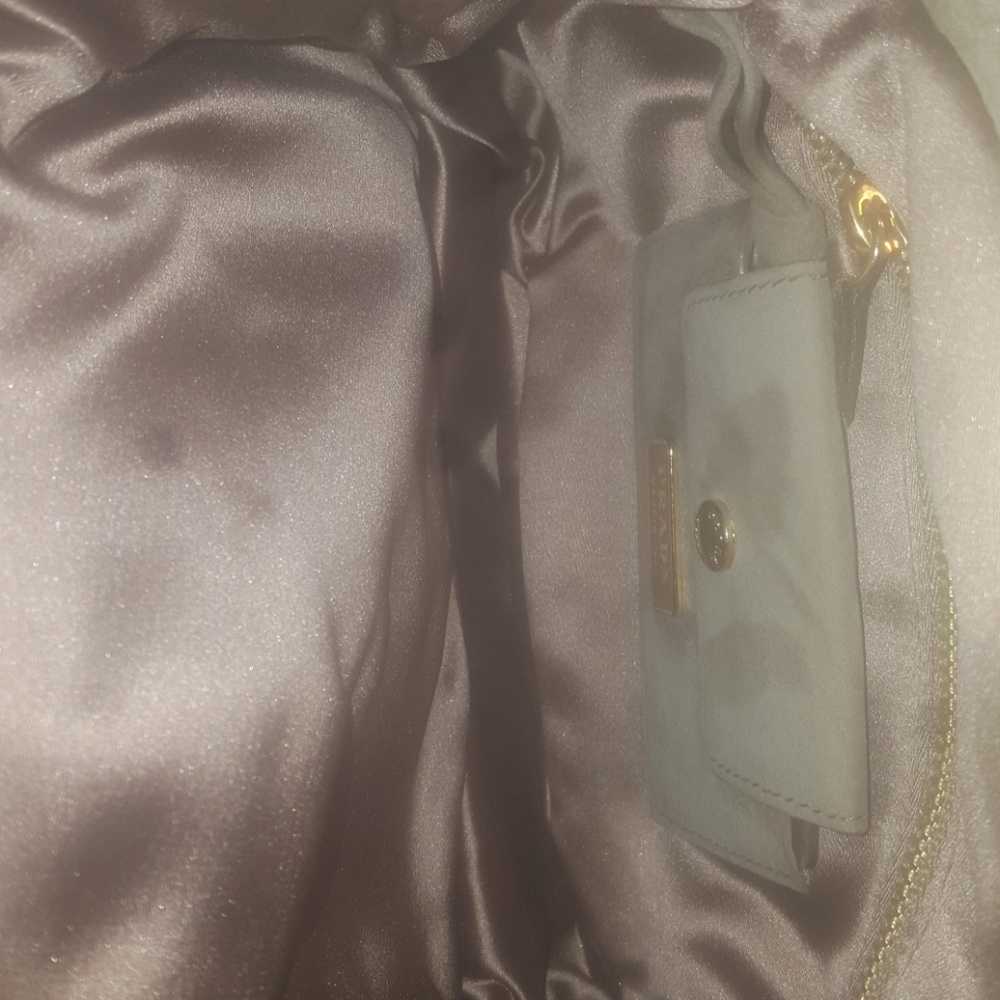 **SOLD** PRADA!!!!! - Picture 8 of 8