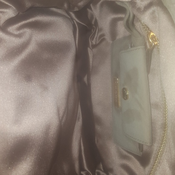 **SOLD** PRADA!!!!! - Picture 8 of 8