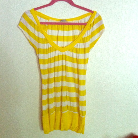 Lightweight yellow and white striped top