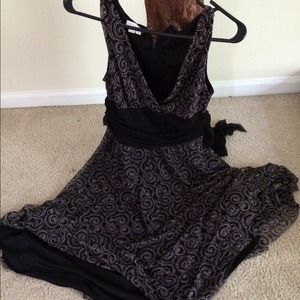 Beautiful flowing dress for any occasion!