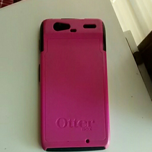Pink otter box for droid razr
