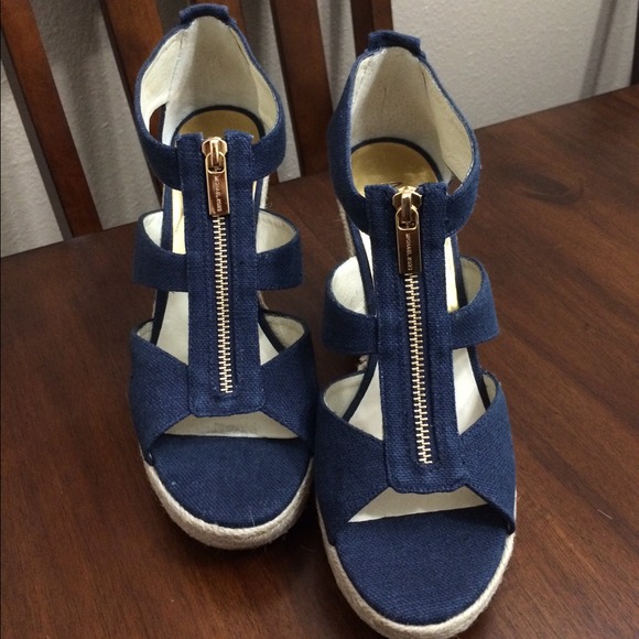 NEW Michael Kors Damitia Wedge