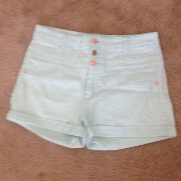 🍀 Mint green Highwaist shorts 🍀
