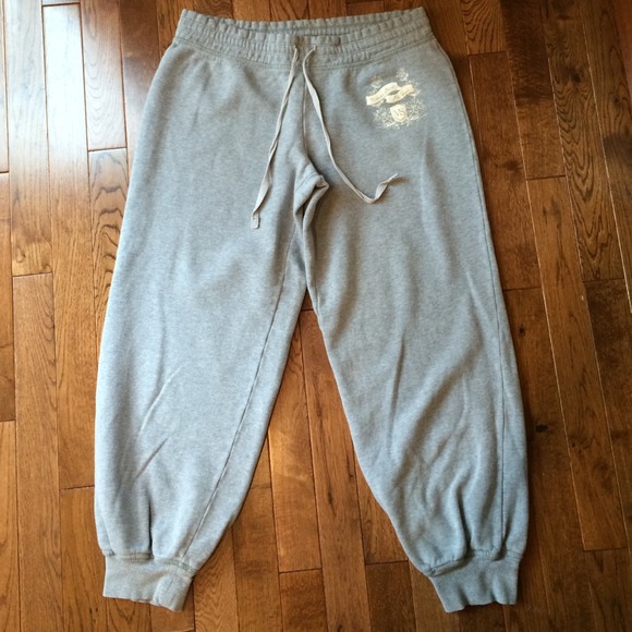 ❤️MAKE OFFER❤️VS Cropped Sweat Pants