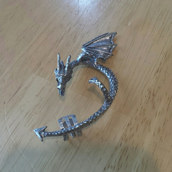 Jewelry - *Gifted* Dragon Ear Cuff