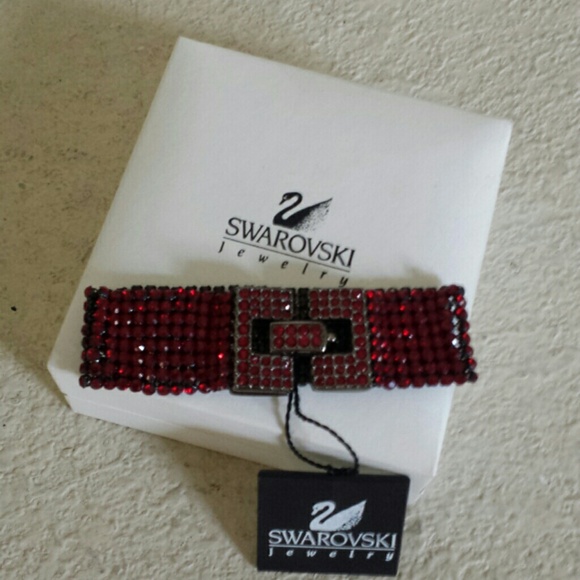 SOLD HOST PICK!SWAROVSKI Bracelet - Picture 2 of 2