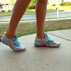 Under Amour Running Shoe👟