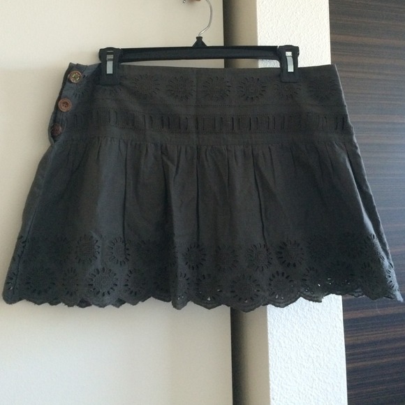 American Eagle Outfitters Dresses & Skirts - NWOT American Eagle slate gray skirt size 6