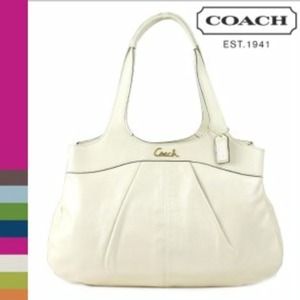 Reduced✂️Coach Lavender Lexi Handbag