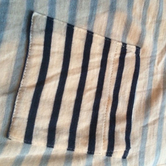 Light blue/dark navy striped shirt - Picture 4 of 4
