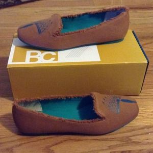 BRAND NEW WOMEN'S FLATS HEADDRESS