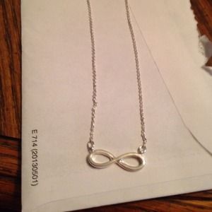 APT9 infinity necklace