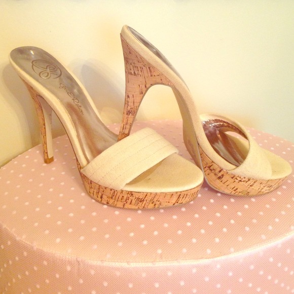 Catalina Cork High Heels