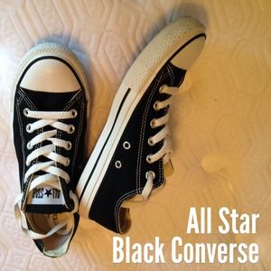 Black and white Converse All Stars🎀