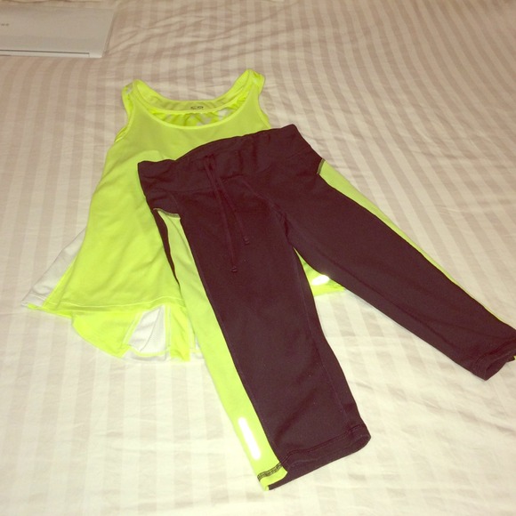 Neon yellow and gray yoga/gym set