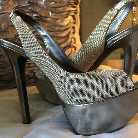 Jessica Simpson Silver Heels