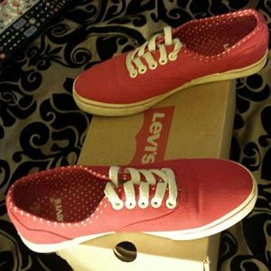 Levis Tennis shoes