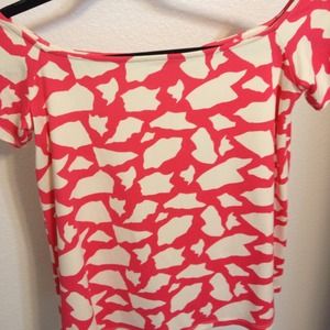 NWT FE pink crackle top!