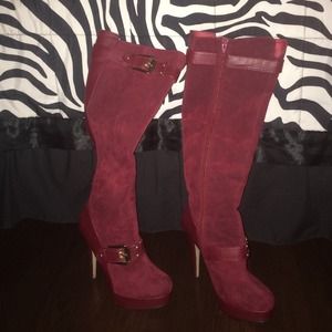 Knee-high High heel boots