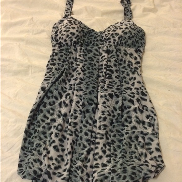 Animal print mini