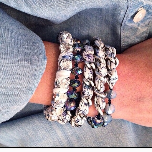 CHLOE+ISABEL: Abbey Garden wrap bracelet