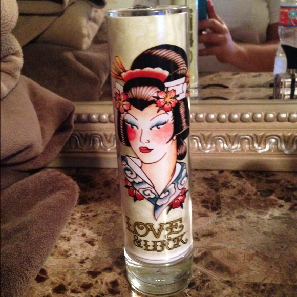 Flash sale!!@ Ed Hardy perfume