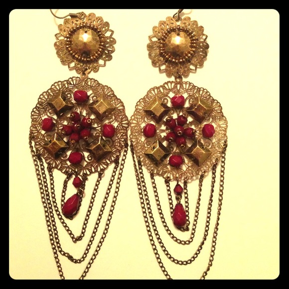 bundled -BEBE: statement earrings