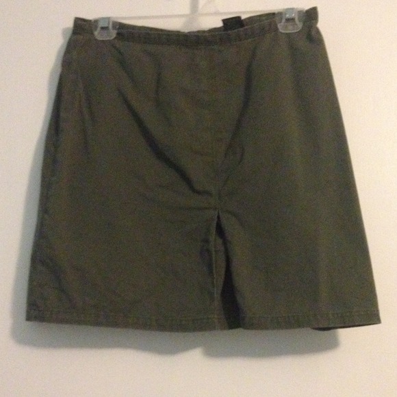 Dark green skirt