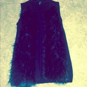 H&M Black Faux Fur Vest
