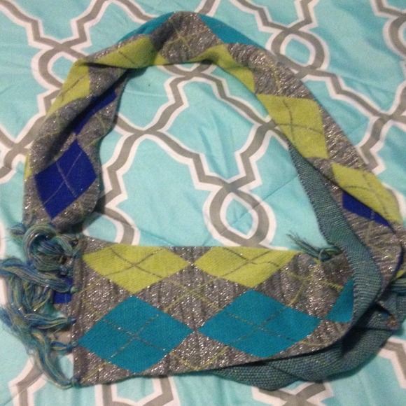 Argyle scarf