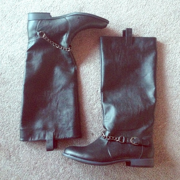 Rocket Dog boots! Black chain size 9.5