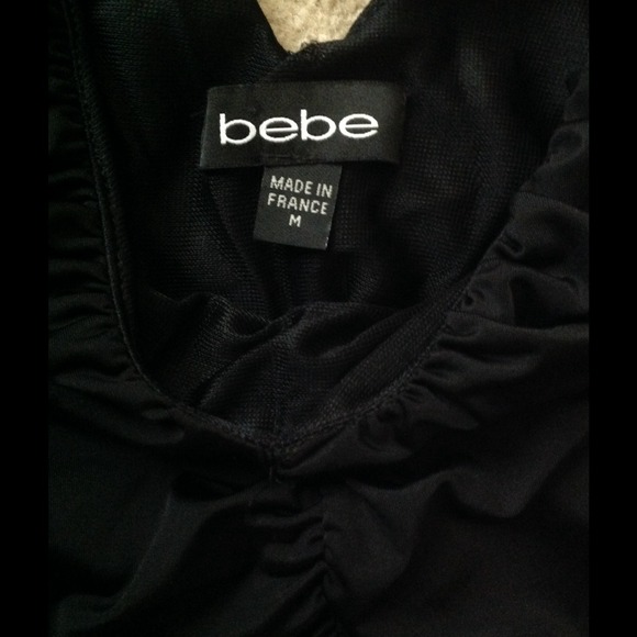 Bebe black dress-size M-NWOT-fully lined