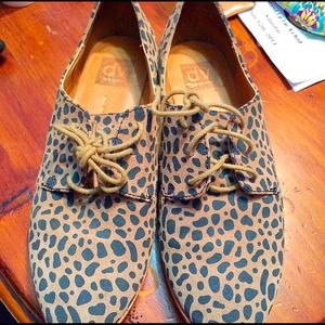DV Cheetah Print Oxfords