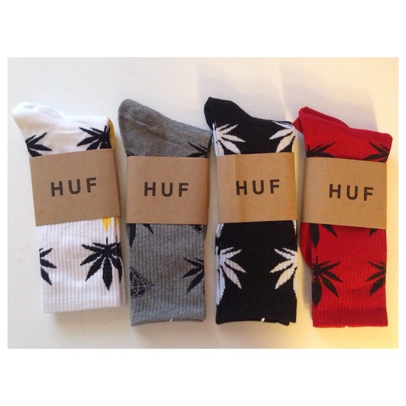 4 pairs of HUF socks