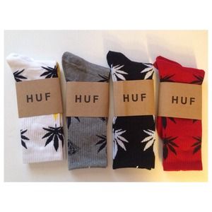 4 pairs of HUF socks