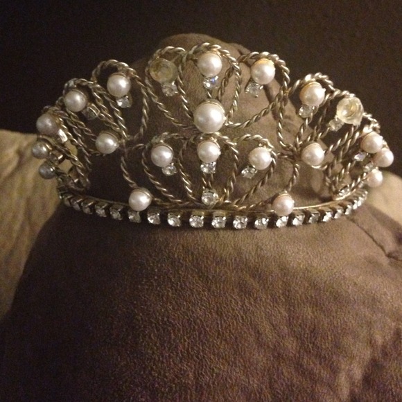 Tiara