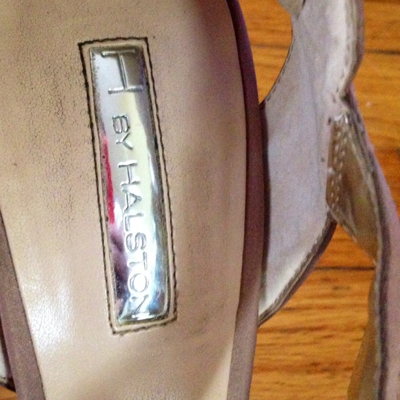 Sexy Sculpted Shoes - Taupe Size 10 - Picture 4 of 4