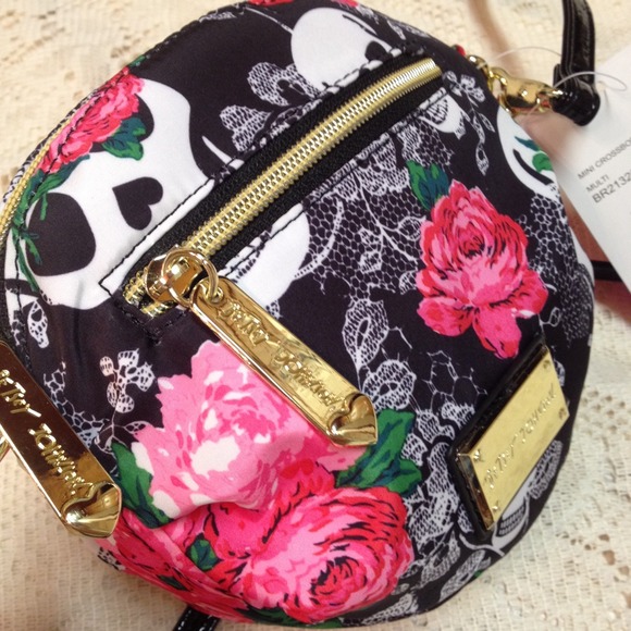 SALE✨ Betsey Johnson 'mini' Crossbody Bag - Picture 2 of 4