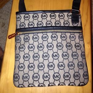Michael Kors Crossbody